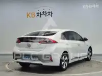 2018 Hyundai Ioniq