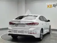 2018 Hyundai Avante