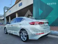 2018 Hyundai Avante