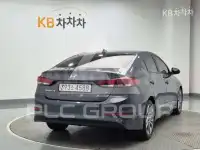 2018 Hyundai Avante