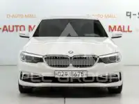 2019 BMW 523