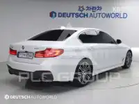 2019 BMW 523
