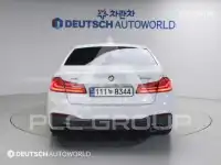 2019 BMW 523