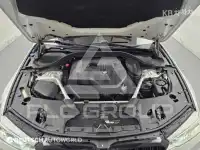 2019 BMW 523