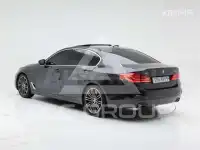 2019 BMW 523