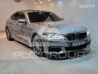2019 BMW 523