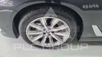 2019 BMW 523