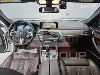 2019 BMW 523