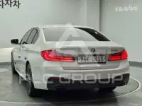 2019 BMW 523