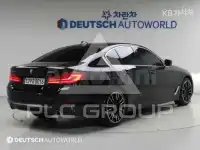 2019 BMW 523