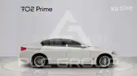 2019 BMW 523