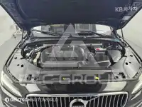 2019 Volvo S90