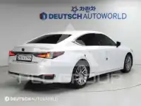 2019 Lexus ES