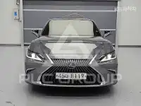 2019 Lexus ES