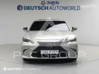 2019 Lexus ES