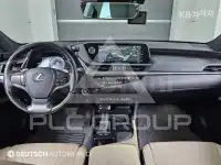 2019 Lexus ES
