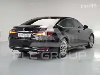 2019 Lexus ES