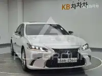 2019 Lexus ES