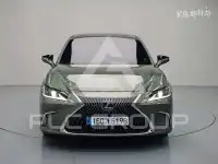 2019 Lexus ES