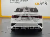 2019 KIA K3