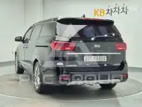 2019 KIA Carnival