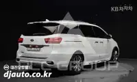 2019 KIA Carnival