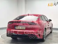 2019 KIA Stinger