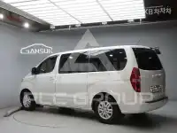 2019 Hyundai Starex