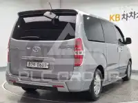 2019 Hyundai Starex