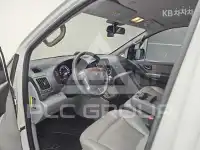 2019 Hyundai Starex