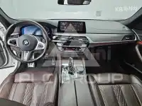 2020 BMW 523
