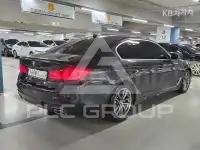 2020 BMW 523