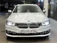 2020 BMW 523