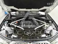 2020 BMW X7