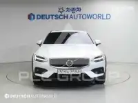 2020 Volvo V60
