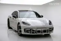 2020 Porsche Panamera