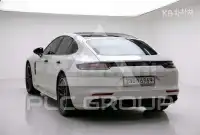 2020 Porsche Panamera