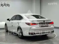 2020 Lexus ES