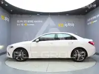 2020 Mercedes Benz A