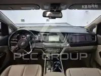 2020 KIA Carnival