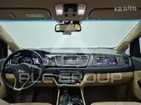 2020 KIA Carnival
