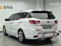 2020 KIA Carnival