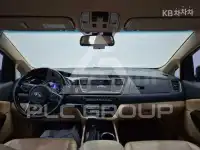 2020 KIA Carnival