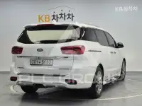 2020 KIA Carnival