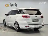 2020 KIA Carnival