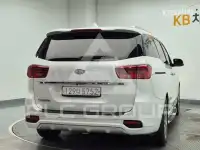 2020 KIA Carnival