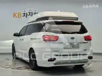 2020 KIA Carnival