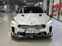 2020 KIA Stinger