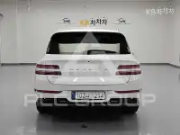 2020 Genesis GV80