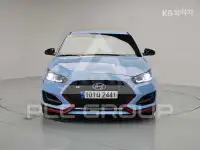 2020 Hyundai Veloster